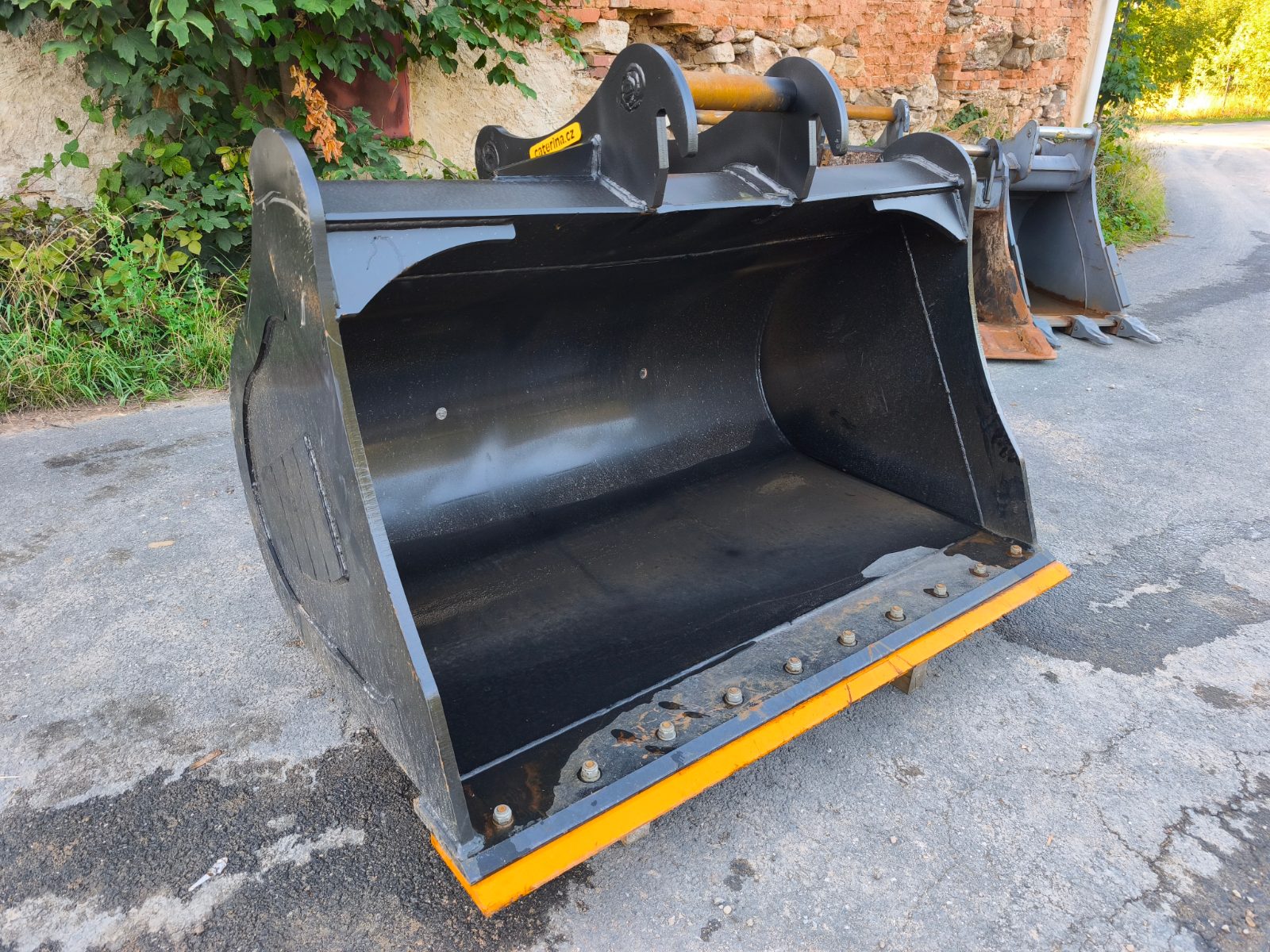 S60 velkoobjemová lopata 150cm